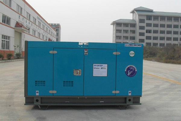 天峻发电机租赁发电机组的换季保养注意事项