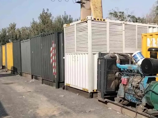 天峻200KW柴油发电机机组每小时油耗是多少？