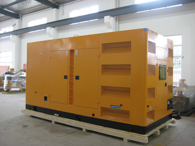 天峻不同类型的发电机组在冬季保养时的注意事项有何差异？